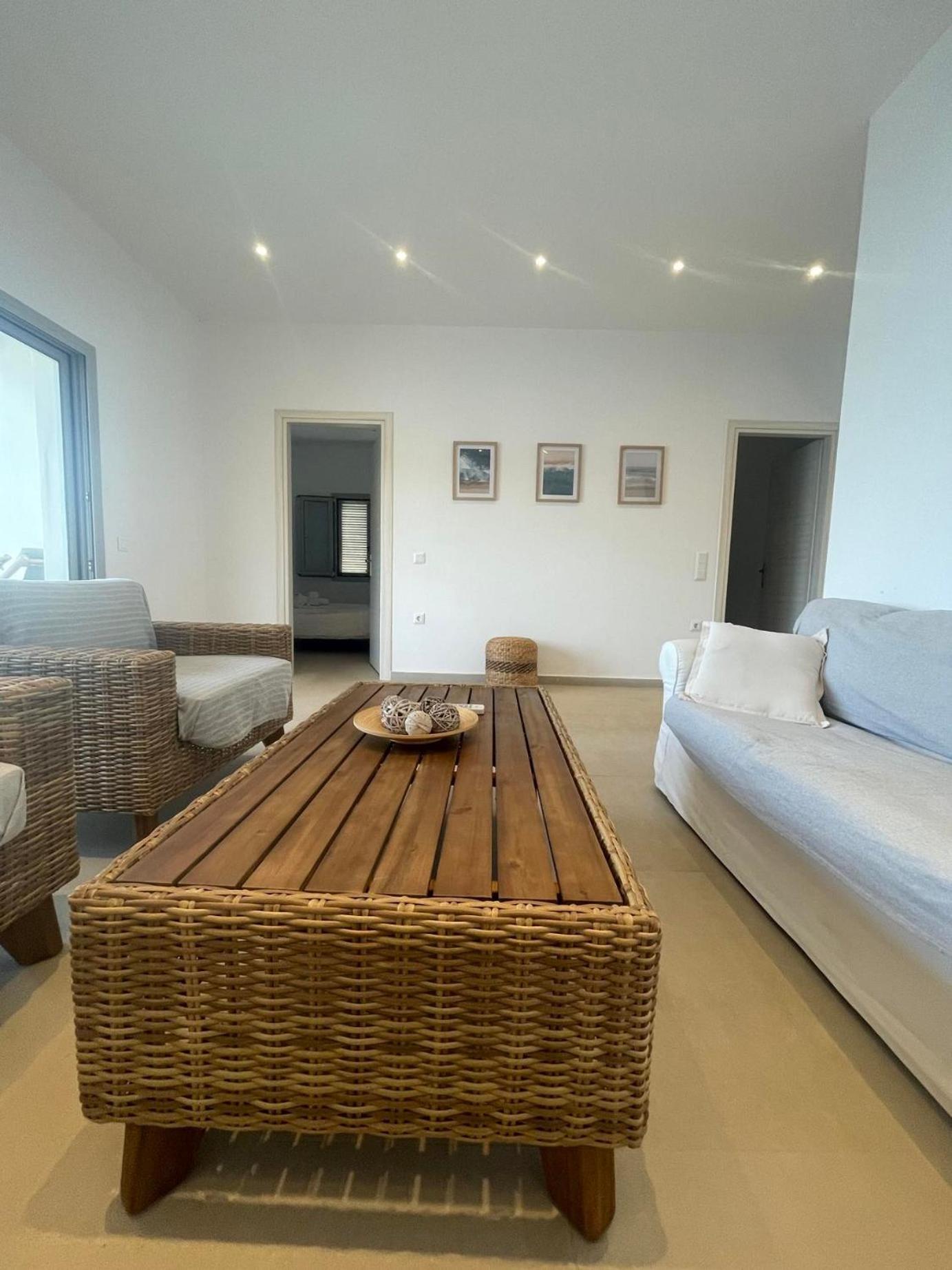 Villa Elsi Upper Apartment Kalámi Buitenkant foto